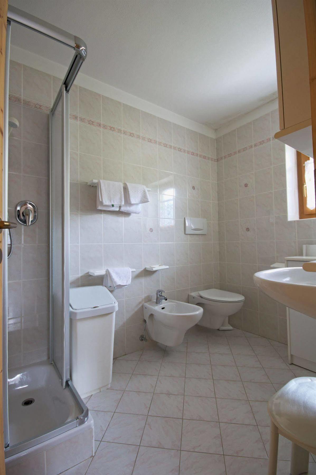 Bachlaufen Haus 3* Sexten